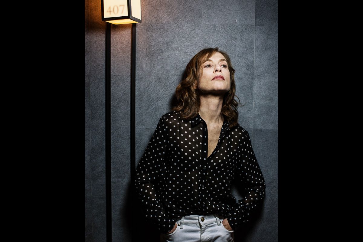 Isabelle Huppert | Edouard Caupeil